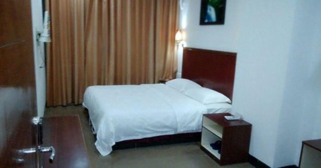 Aoqi Business Hotel Guangzhou Exteriör bild
